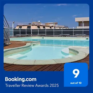 4* Appart hôtel Club House